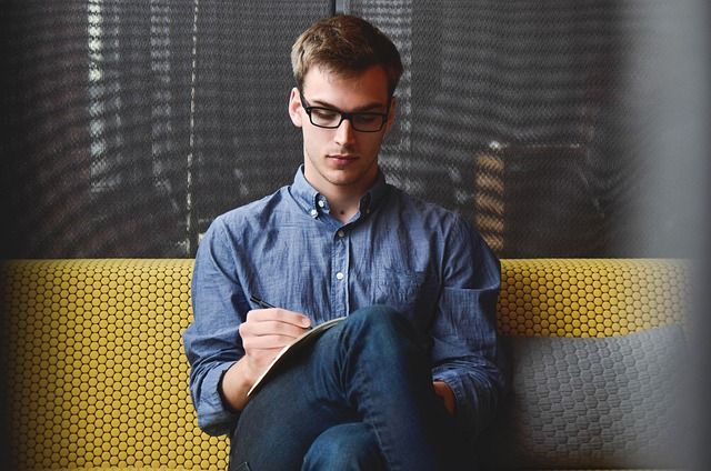 Hébergeur web gratuit avec nom de domaine : comment créer facilement votre site en 2025 ?
