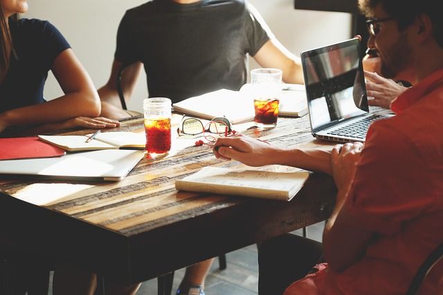 lettre de motivation gouvernante : exemples et conseils pour se démarquer en 2025